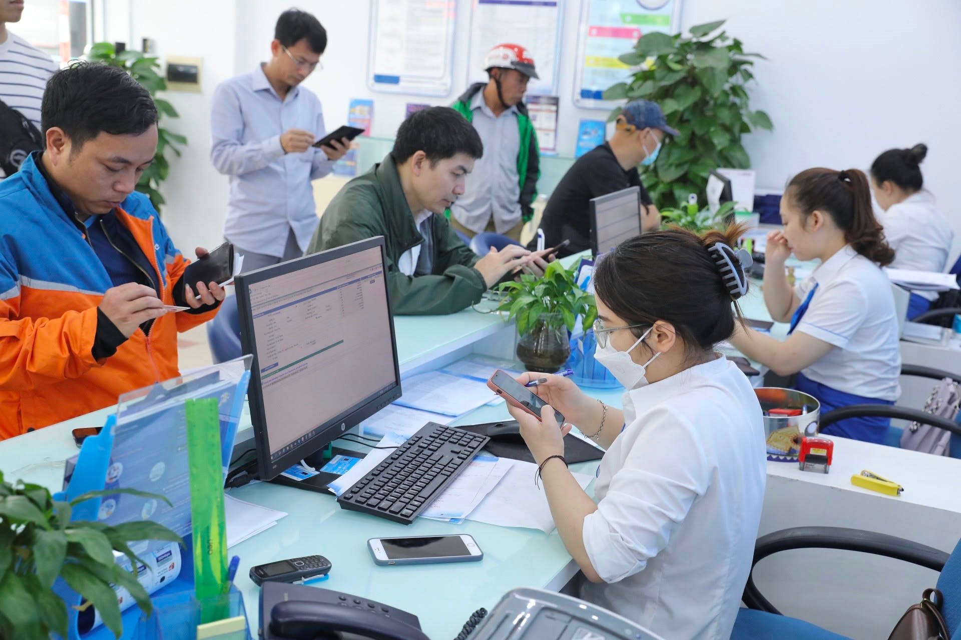 Thông tin mới về xác thực thuê bao di động cần biết cho người dùng Việt Nam - Ảnh 2.