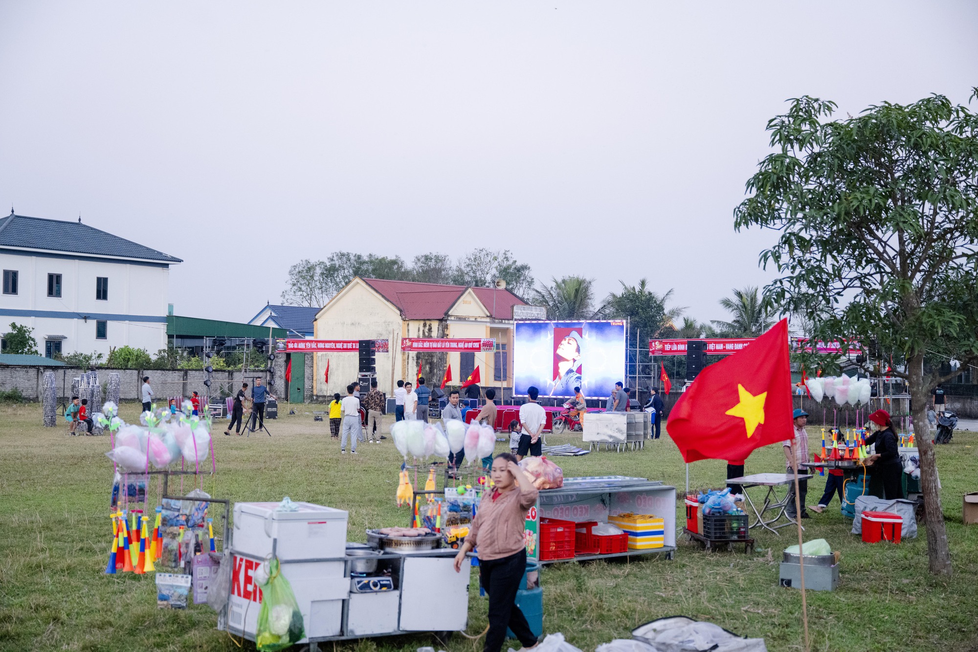 Mẹ Đ&igrave;nh Bắc kh&ocirc;ng d&aacute;m xem con trai thi đấu b&aacute;n kết U23 ch&acirc;u &Aacute;, l&yacute; do ph&iacute;a sau khiến ai cũng rưng rưng- Ảnh 7.