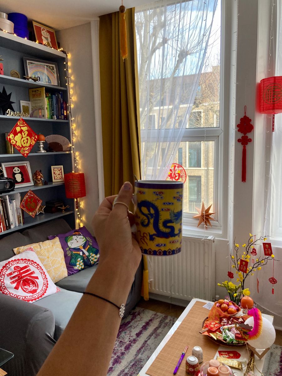 Tôi bỏ 5 khoản chi Tết tưởng bắt buộc và vẫn còn tiền sau Tết - Ảnh 1.