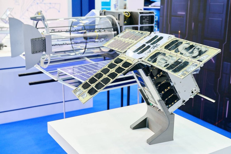 Ph&oacute;ng 99 vệ tinh Zorkiy M2 đến năm 2031 phục vụ c&ocirc;ng nghệ hiện đại - Ảnh 1.