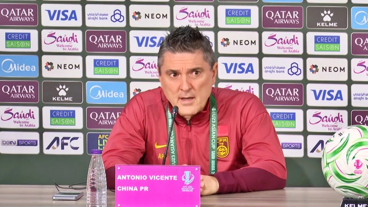 Diễn biến trận đấu U23 Việt Nam vs U23 Trung Quốc: HLV Kim Sang-sik t&aacute;i hiện "kỳ t&iacute;ch Thường Ch&acirc;u"? - Ảnh 3.