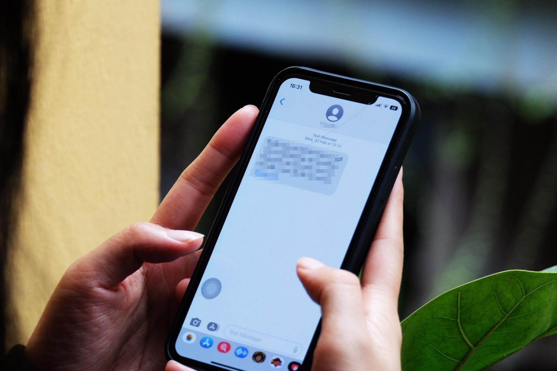 Công an cảnh báo lừa đảo qua tin nhắn và cuộc gọi: Bảo vệ tài khoản của bạn - Ảnh 1.