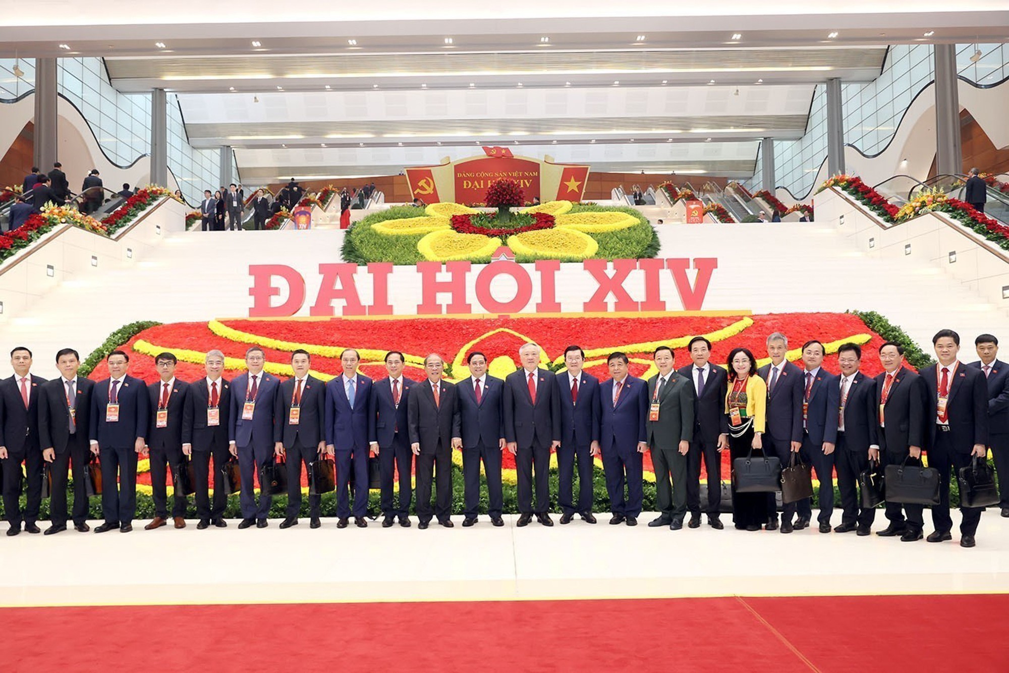 Lãnh đạo , nguyên lãnh đạo Đảng tham dự Đại hội XIV của Đảng tại Hà Nội - Ảnh 7.
