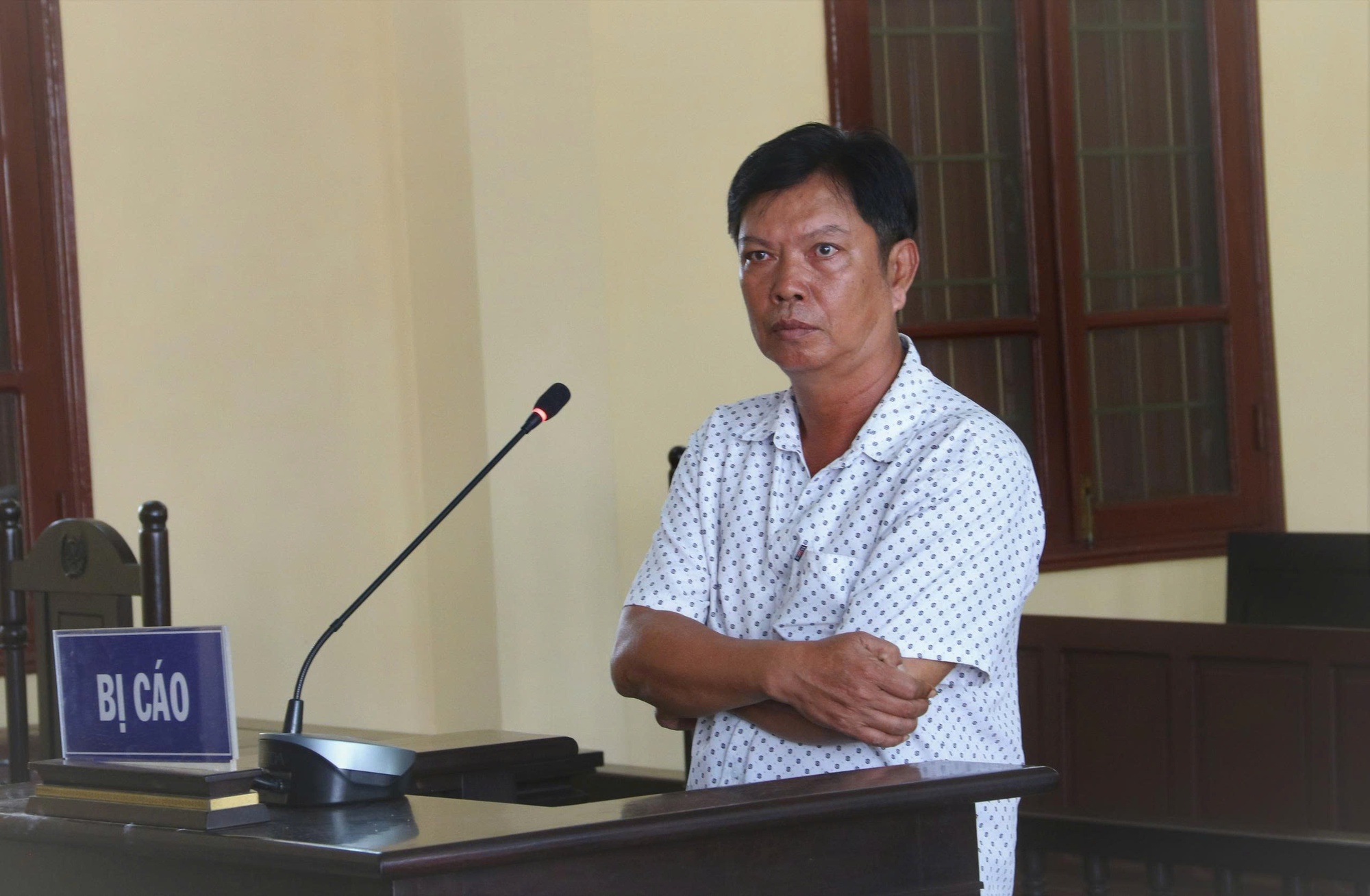 Lê Tấn Đạt bị phạt 1 năm tù vì cưỡng đoạt tài sản bằng clip nhạy cảm - Ảnh 1.