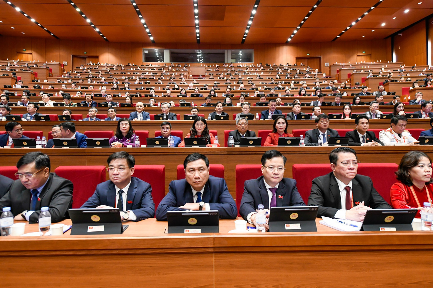 T&iacute;nh Đảng v&agrave; t&iacute;nh nh&acirc;n d&acirc;n: Cội rễ sức mạnh của Quốc hội kh&oacute;a XV - Ảnh 2.