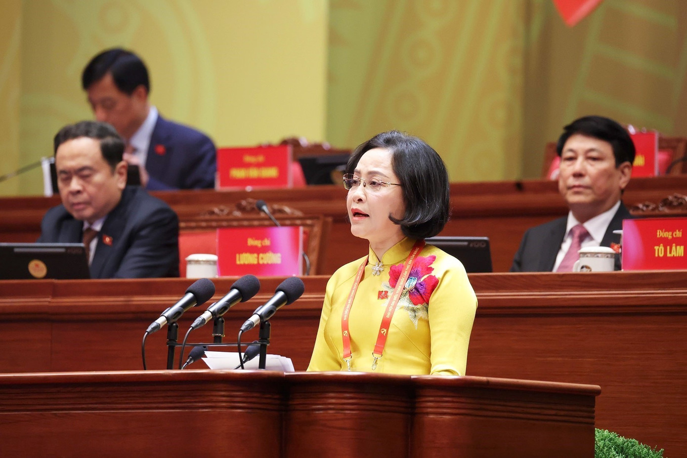 T&iacute;nh Đảng v&agrave; t&iacute;nh nh&acirc;n d&acirc;n: Cội rễ sức mạnh của Quốc hội kh&oacute;a XV - Ảnh 1.