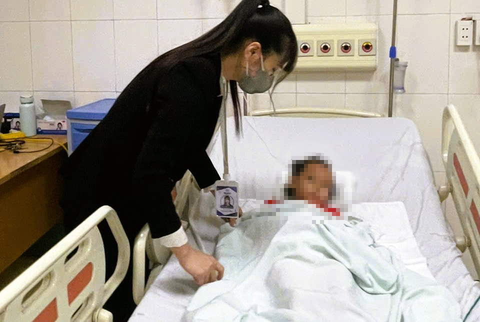 Mẹ cho con uống thuốc diệt chuột gây ngộ độc nghiêm trọng Tại thanh hóa - Ảnh 1.