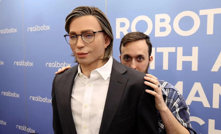 Khuôn Mặt Và Môi Trong Thiết Kế Robot: Tương Lai Giao Tiếp Tự Nhiên Giữa Con Người Và Máy Móc - Ảnh 2. Khuôn Mặt Và Môi Trong Thiết Kế Robot: Tương Lai Giao Tiếp Tự Nhiên Giữa Con Người Và Máy Móc - Ảnh 2.