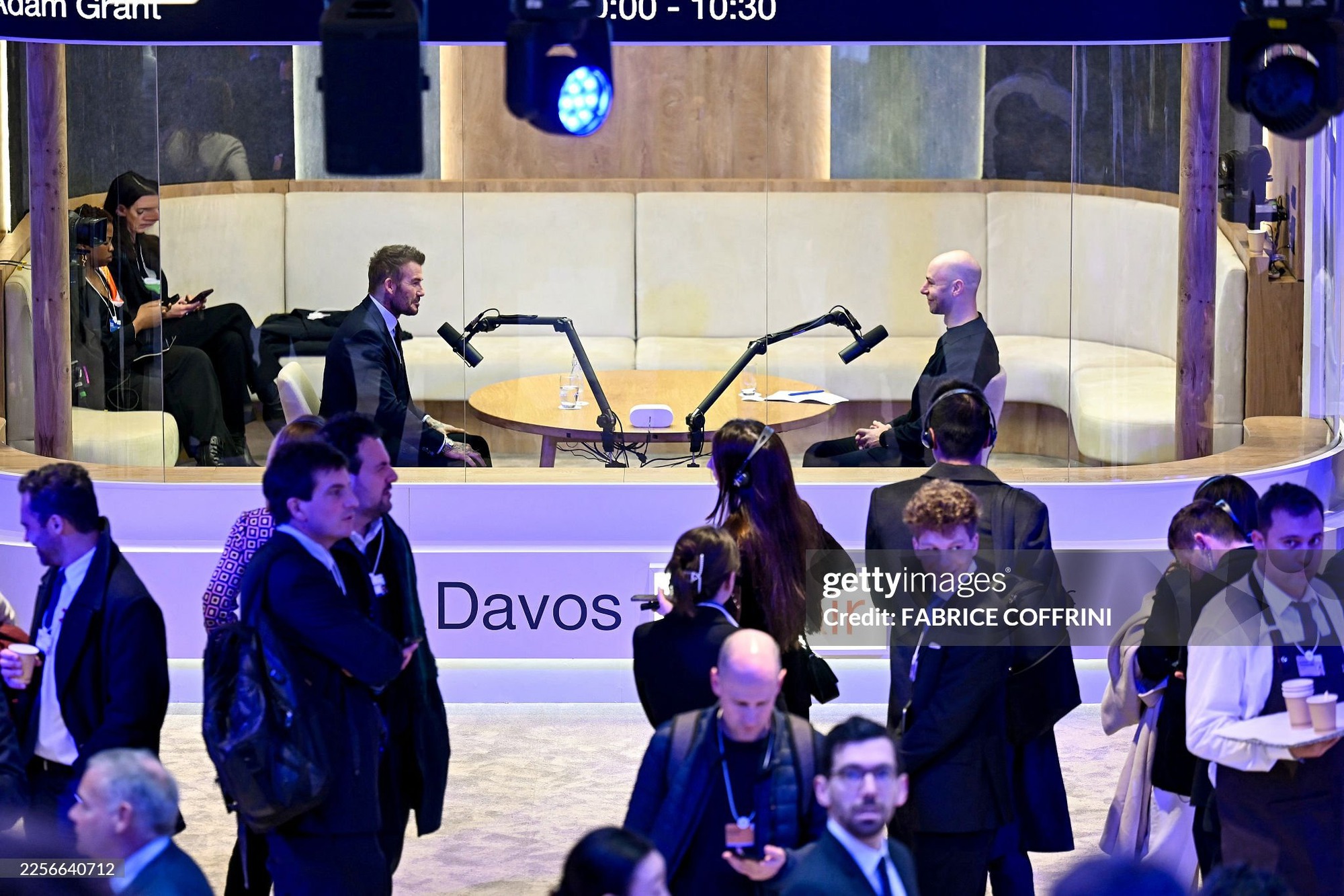 Thái độ của David Beckham dành cho "quý tử" Brooklyn giữa "sóng gió gia tộc" - Ảnh 2.