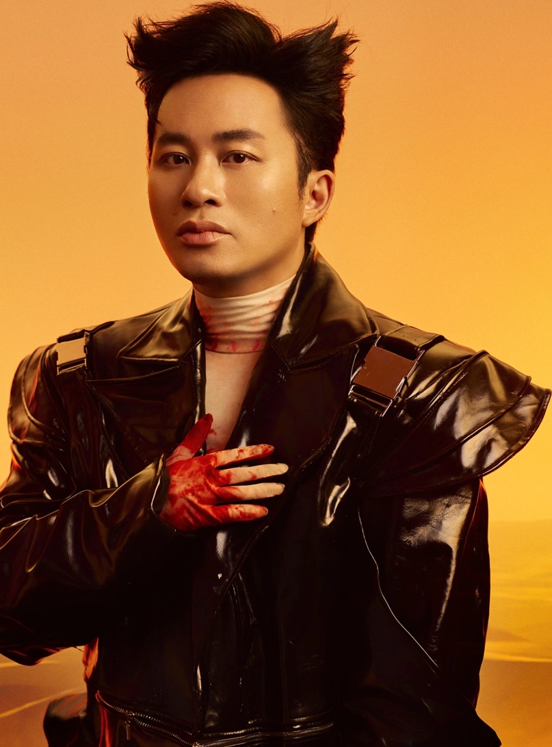 T&ugrave;ng Dương: "T&ocirc;i v&agrave; Tăng Duy T&acirc;n đứng trước mộ Tổ khấn"- Ảnh 1.