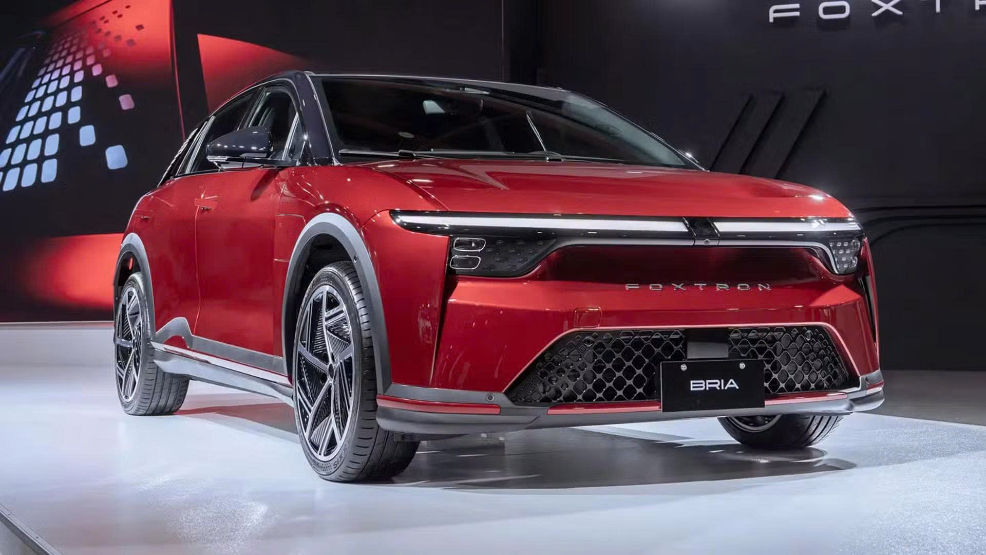 Phát hiện "đội quân thép" âm thầm chở 100 tấn hàng, di chuyển sát nhau, hoạt động xuyên đêm - Ảnh 2.