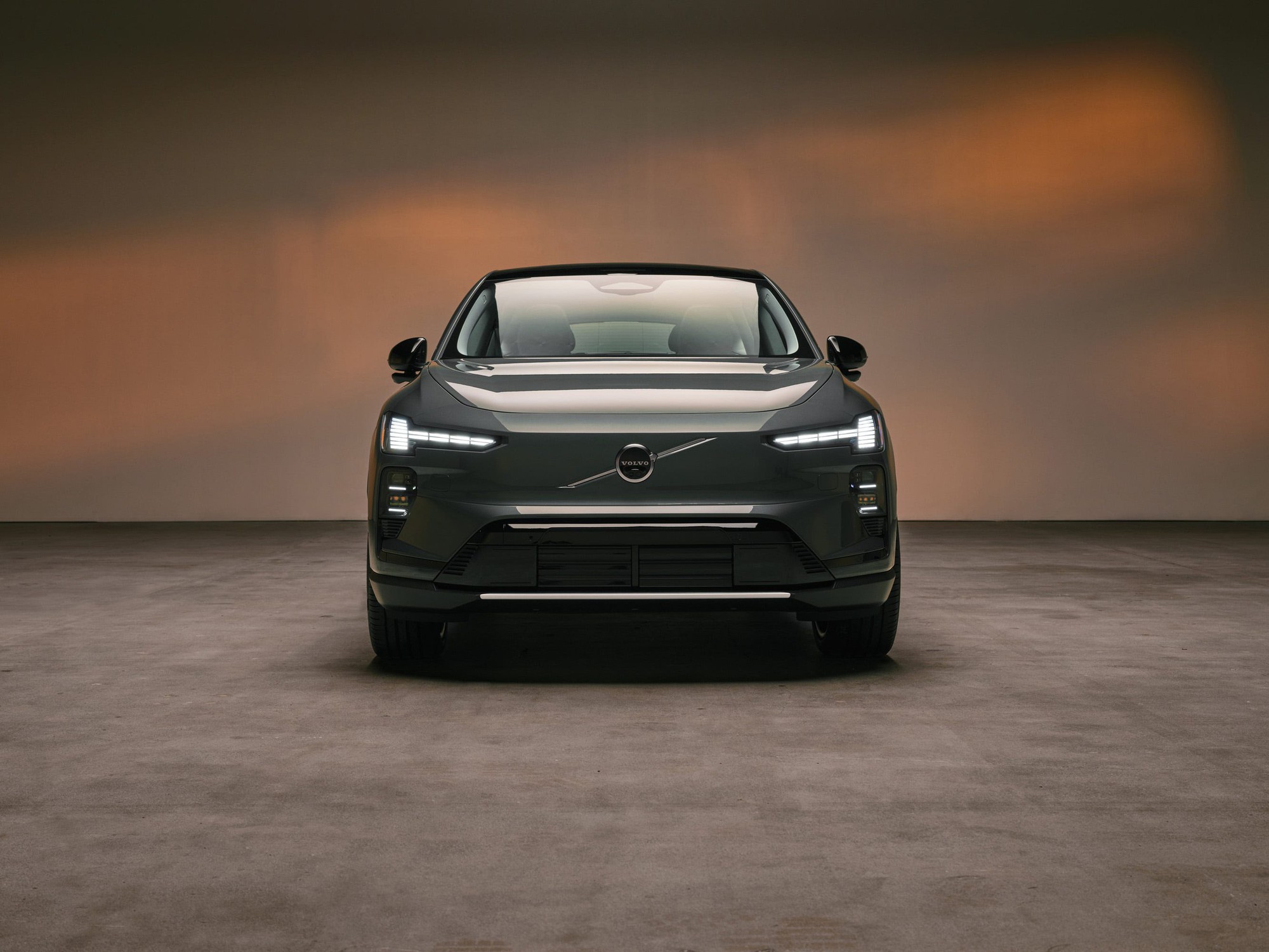 Volvo EX60 ra mắt: Xe điện t&iacute;ch hợp google gemini đầu ti&ecirc;n thế giới vận h&agrave;nh 810 km một lần sạc - Ảnh 3.