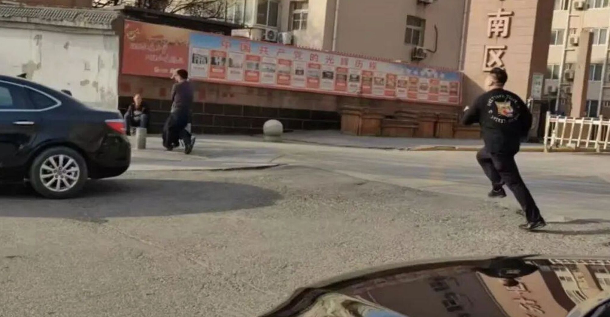 Người phụ nữ bị lừa đảo v&agrave;ng: Cảnh b&aacute;o mới về thủ đoạn lừa đảo - Ảnh 1.