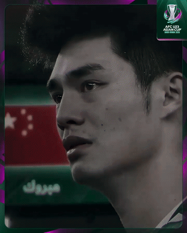 Thước phim đầy nước mắt của U23 Việt Nam khiến CĐV nghẹn l&ograve;ng x&uacute;c động: "Họ để lại tr&aacute;i tim tr&ecirc;n s&acirc;n cỏ" - Ảnh 1.