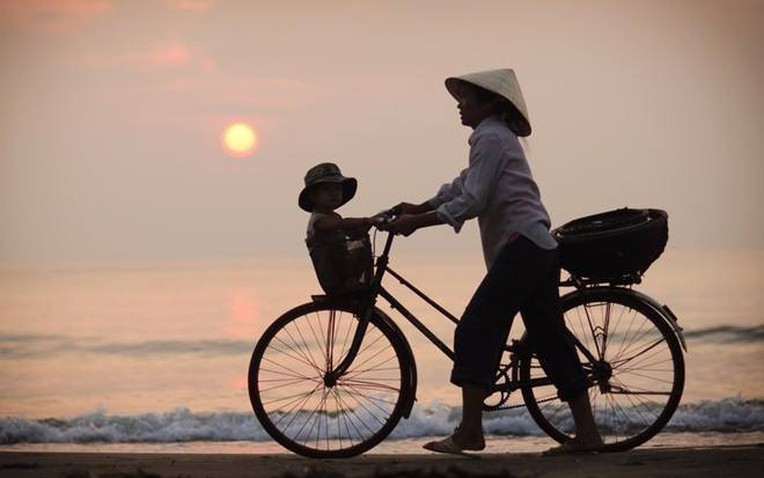 T&igrave;m hiểu về t&igrave;nh nghĩa trong đời sống: Y&ecirc;u thương s&acirc;u sắc hơn cả t&igrave;nh y&ecirc;u - Ảnh 1.