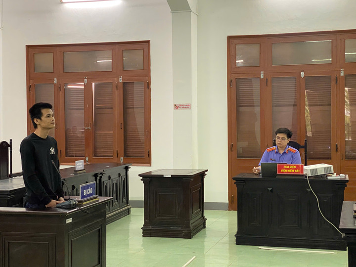 Thanh ni&ecirc;n đ&aacute;nh thai phụ tại Đắk Lắk l&atilde;nh 6 th&aacute;ng t&ugrave; giam v&igrave; G&acirc;y rối trật tự c&ocirc;ng cộng - Ảnh 1.