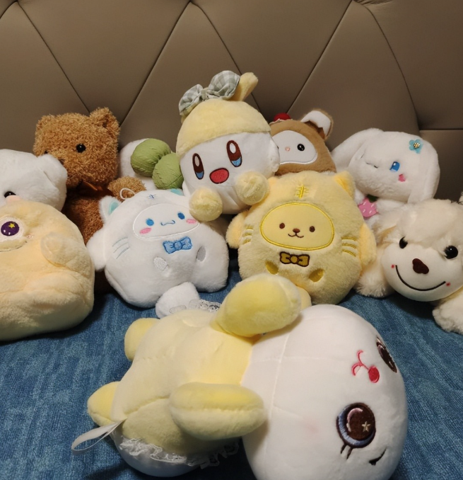 N&oacute;i với người nh&agrave; bạn: Đừng đặt 5 thứ n&agrave;y ở đầu giường, hại sức khỏe, ngủ kh&ocirc;ng y&ecirc;n- Ảnh 3.