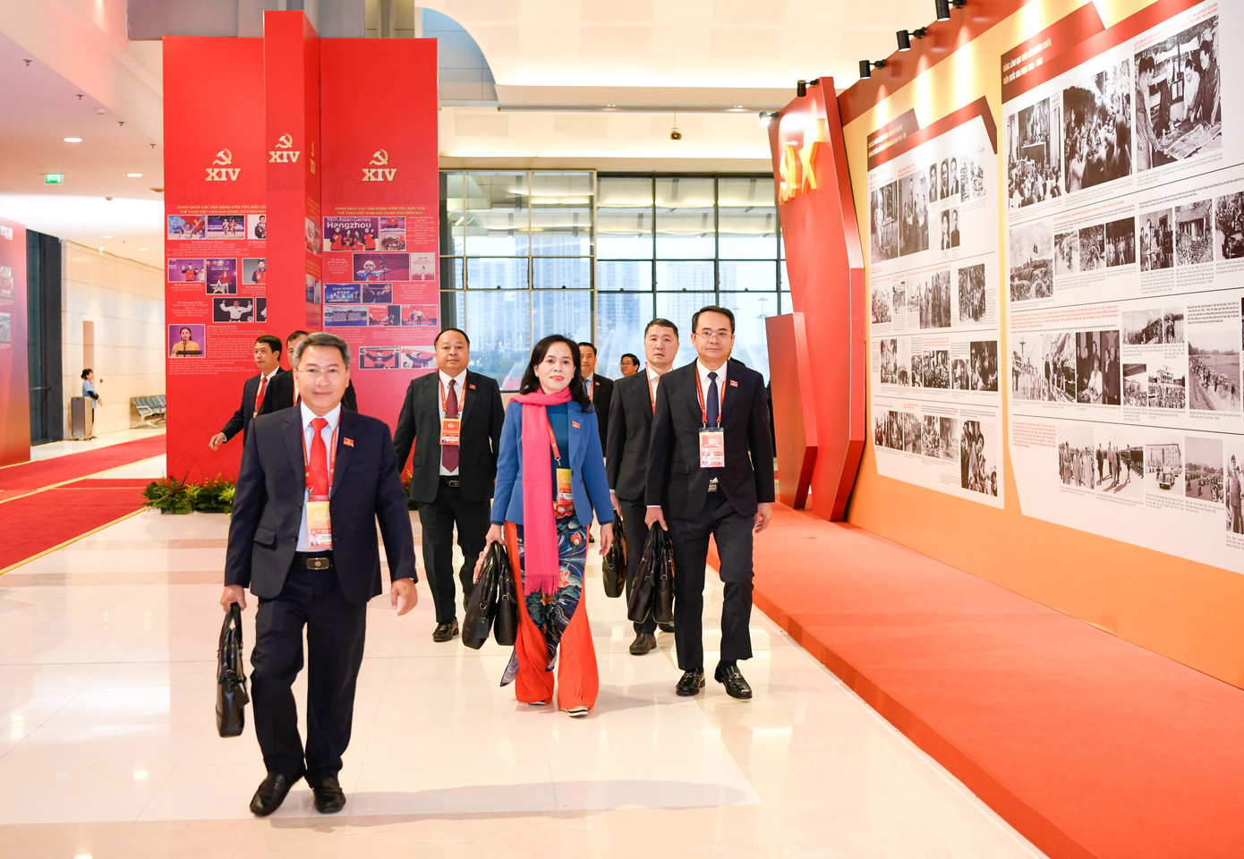 H&igrave;nh ảnh đại biểu tham gia ng&agrave;y l&agrave;m việc thứ tư Đại hội XIV của Đảng Cộng sản Việt Nam - Ảnh 9.