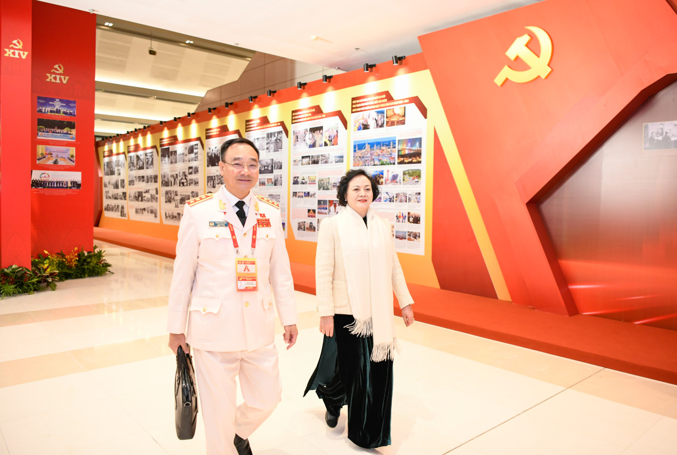 H&igrave;nh ảnh đại biểu tham gia ng&agrave;y l&agrave;m việc thứ tư Đại hội XIV của Đảng Cộng sản Việt Nam - Ảnh 19.