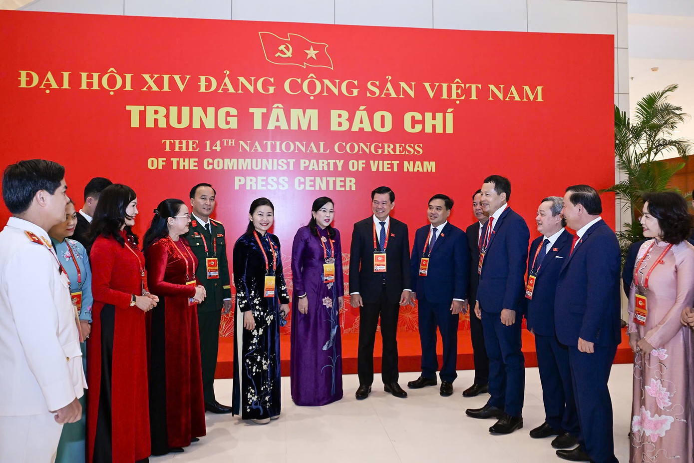 H&igrave;nh ảnh đại biểu tham gia ng&agrave;y l&agrave;m việc thứ tư Đại hội XIV của Đảng Cộng sản Việt Nam - Ảnh 12.