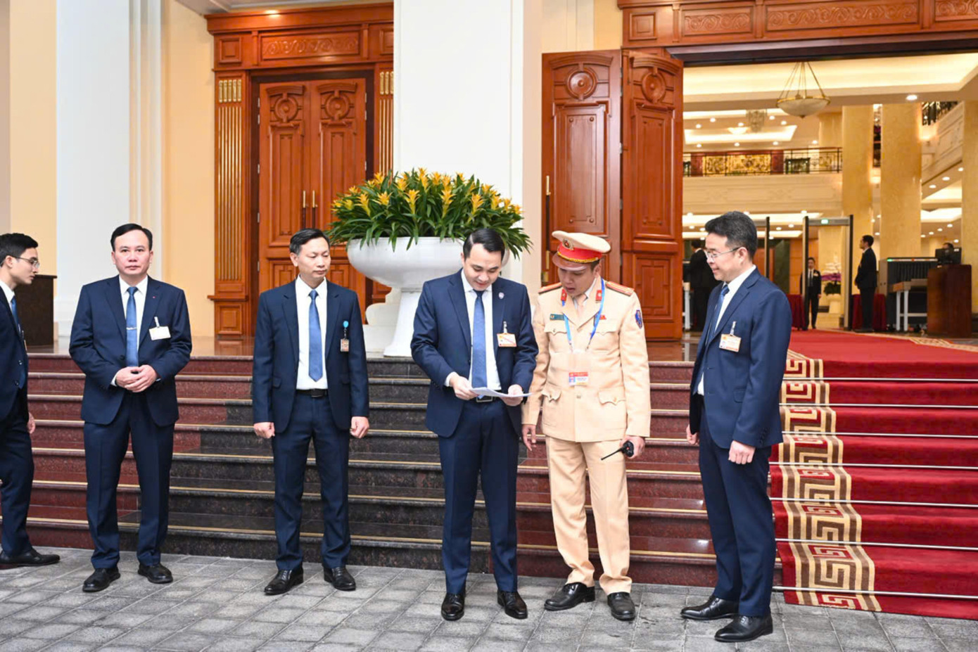 H&igrave;nh ảnh Hội nghị lần thứ nhất Ban Chấp h&agrave;nh Trung ương Đảng kh&oacute;a XIV tại Trụ sở - Ảnh 7.