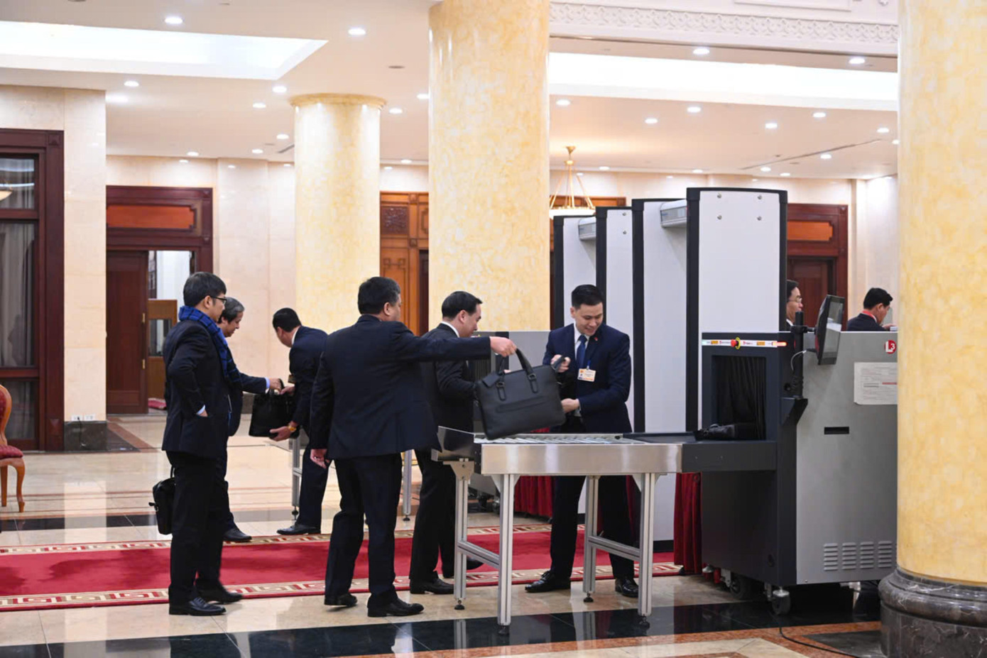 H&igrave;nh ảnh Hội nghị lần thứ nhất Ban Chấp h&agrave;nh Trung ương Đảng kh&oacute;a XIV tại Trụ sở - Ảnh 9.