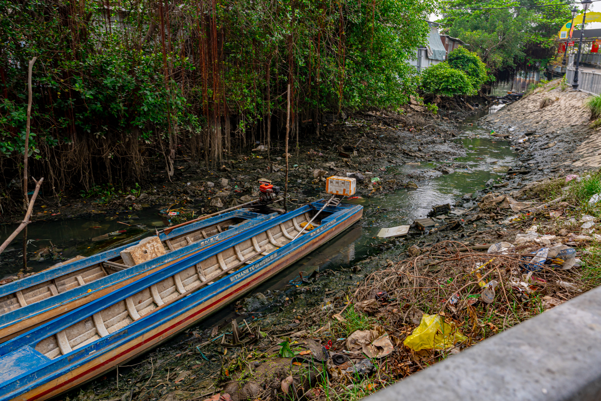 Hiện trạng rạch B&agrave; Lớn - &ocirc;ng B&eacute; trước khi được lột x&aacute;c với dự &aacute;n 17.000 tỷ ở TP.HCM - Ảnh 5.