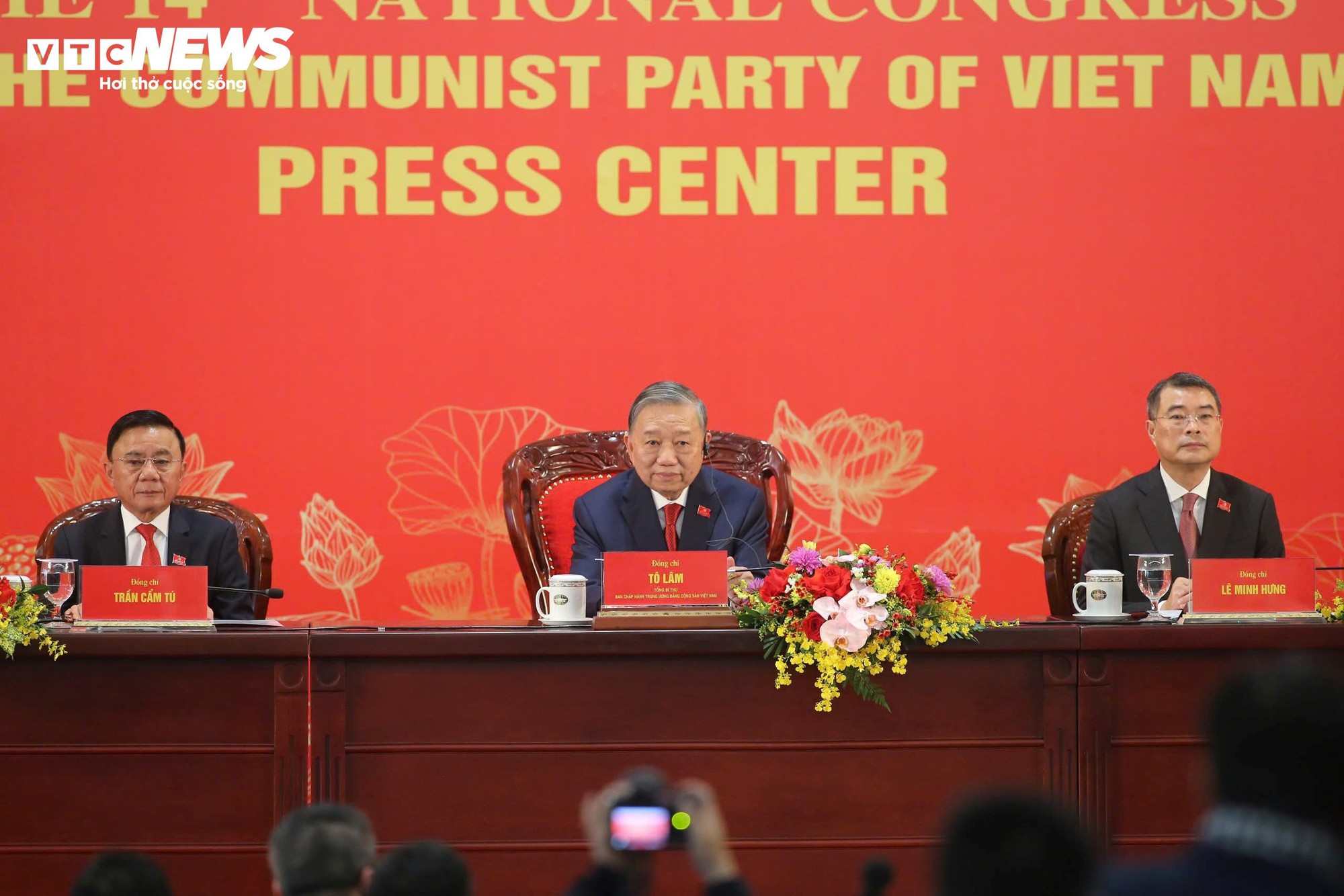 Tổng B&iacute; thư T&ocirc; L&acirc;m c&ocirc;ng bố kết quả Đại hội Đảng XIV tại họp b&aacute;o quốc tế - Ảnh 3.