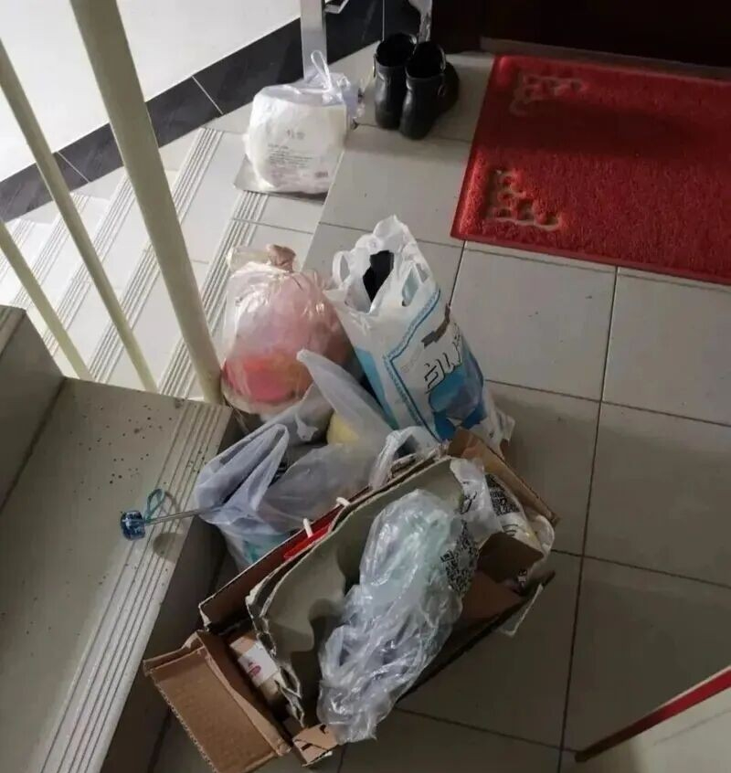 V&igrave; tiết kiệm, t&ocirc;i mua căn hộ cũ gi&aacute; 1,8 tỷ, ngỡ đ&atilde; an cư ai d&egrave; một năm sau, t&ocirc;i khủng hoảng mỗi ng&agrave;y v&igrave; quyết định n&agrave;y- Ảnh 2.