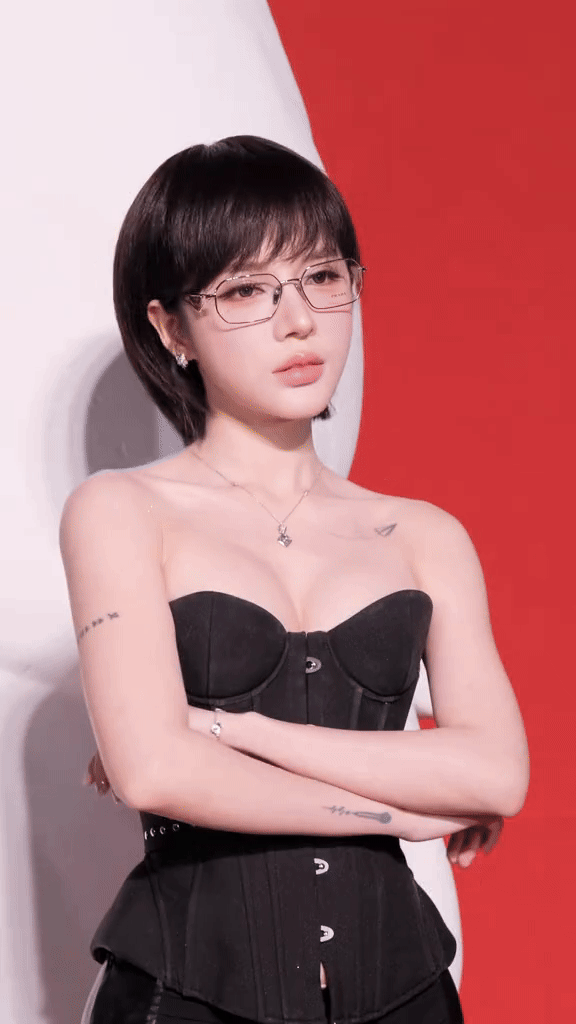 - Ảnh 1. - Ảnh 1.