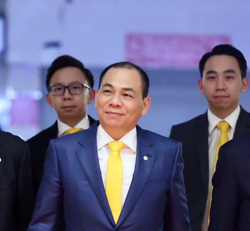 Nhan sắc thần ti&ecirc;n tỷ tỷ Phương Nhi trong lễ Hằng thuận với sắc v&agrave;ng quyền lực - Ảnh 6.