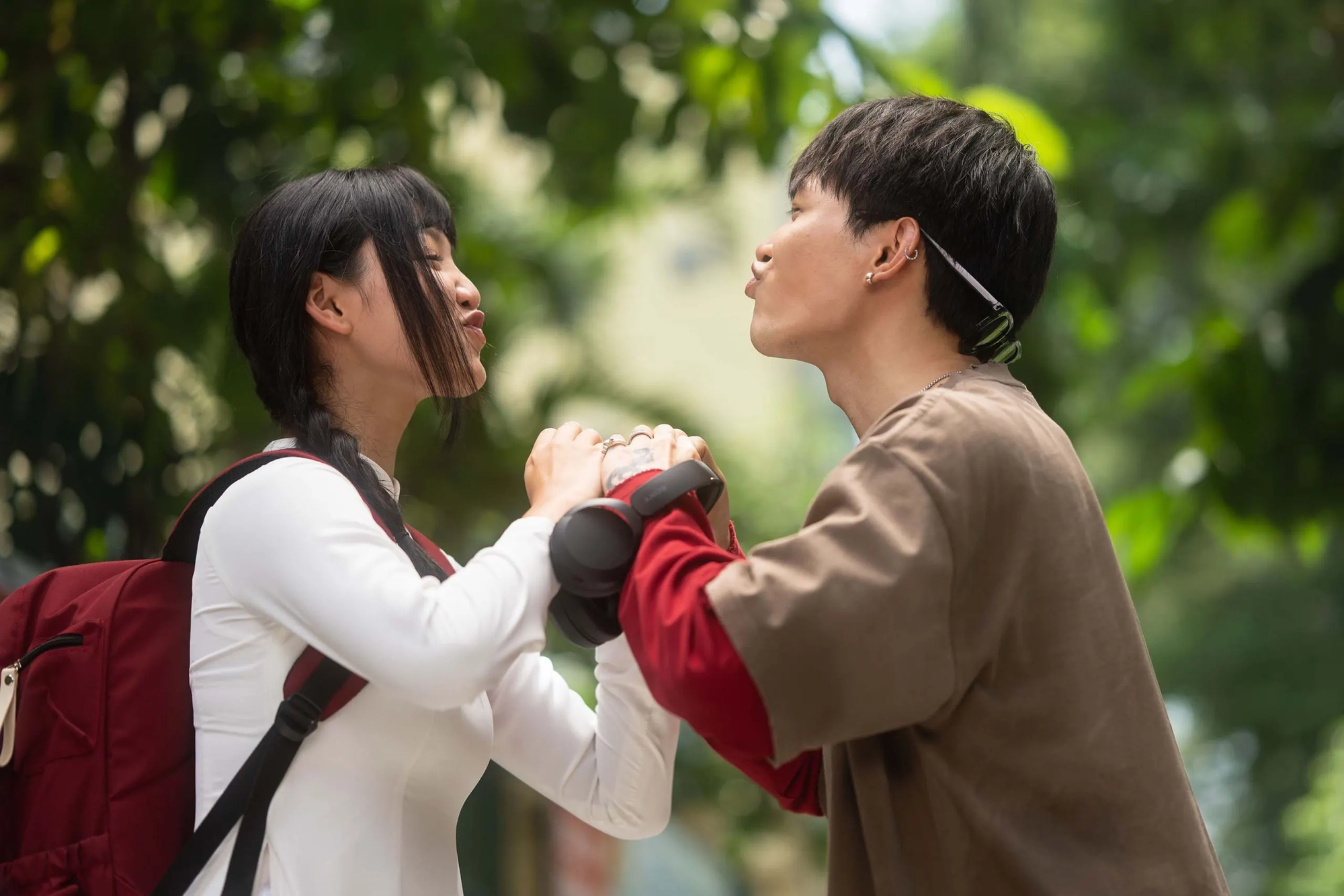 Mỹ nh&acirc;n 18 tuổi bị cả MXH tấn c&ocirc;ng v&igrave; th&acirc;n mật với Anh T&uacute; Atus, th&aacute;i độ của Diệu Nhi mới đ&aacute;ng b&agrave;n- Ảnh 5.