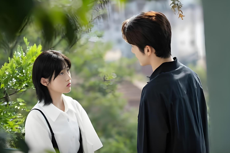 T&ocirc;i vừa gật đầu y&ecirc;u người đ&agrave;n &ocirc;ng k&eacute;m m&igrave;nh 4 tuổi th&igrave; hoảng hốt khi anh đ&ograve;i đưa về qu&ecirc; ra mắt ngay dịp Tết- Ảnh 1.