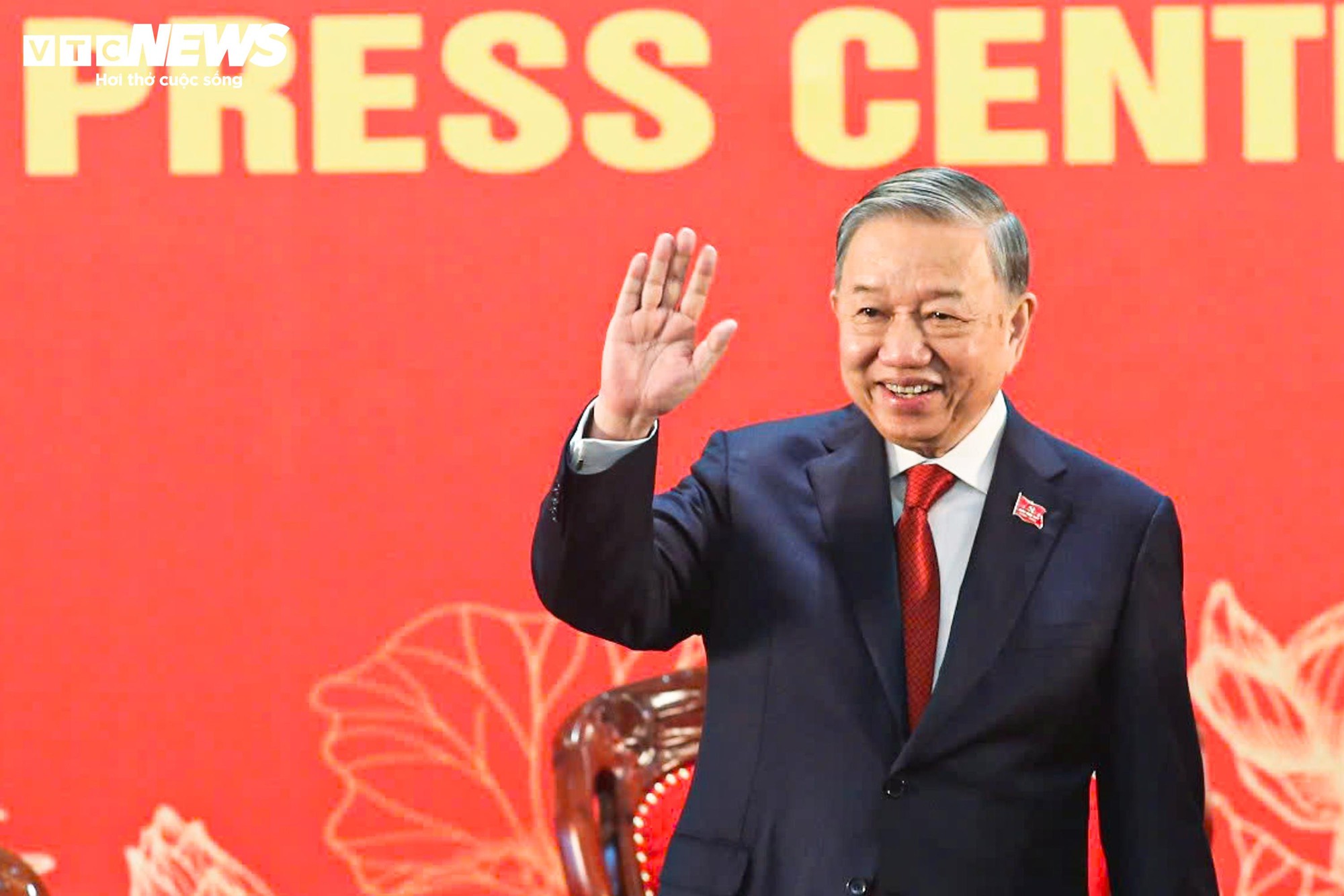 Họp b&aacute;o quốc tế c&ocirc;ng bố kết quả Đại hội Đảng XIV do Tổng B&iacute; thư T&ocirc; L&acirc;m chủ tr&igrave; - Ảnh 3.