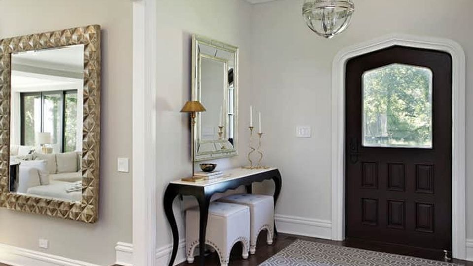 Cửa nh&agrave; c&oacute; 3 thứ n&agrave;y, cả người lẫn của đều lao đao: Sai lầm phong thủy nh&agrave; n&agrave;o cũng n&ecirc;n tr&aacute;nh- Ảnh 1.