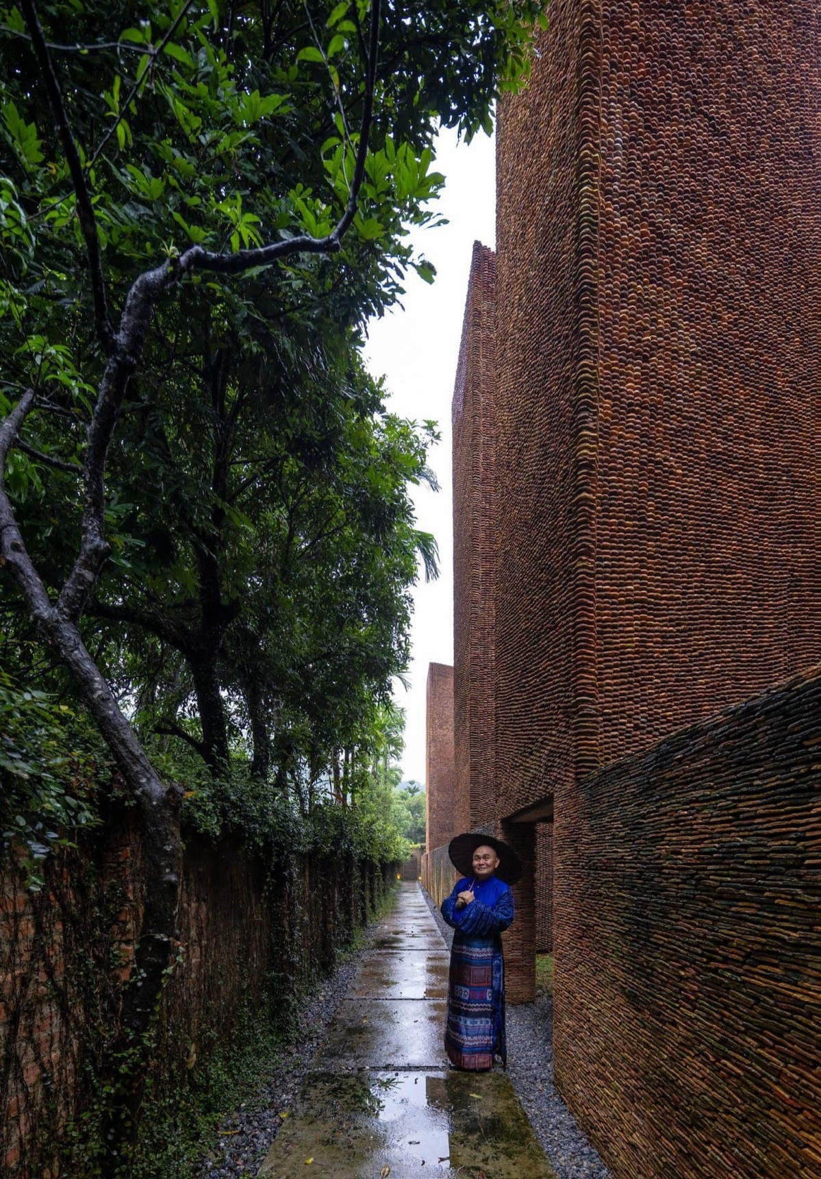 Bảo tàng Đạo Mẫu của nghệ sĩ Xuân Hinh đoạt nhiều giải thưởng thế giới- Ảnh 1.