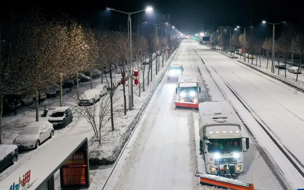 R&eacute;t đậm, b&atilde;o tuyết diện rộng l&agrave;m t&ecirc; liệt nhiều nơi tại Trung Quốc - Ảnh 1.