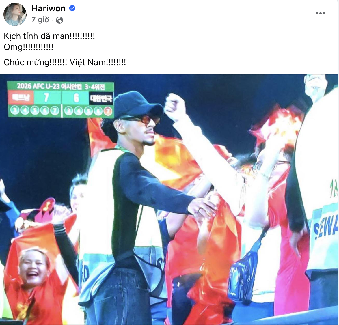 Trấn Thành xin lỗi Hari Won, Hoà Minzy đi "bão" tưng bừng và loạt sao Việt ăn mừng chiến thắng U23 Việt Nam- Ảnh 2.