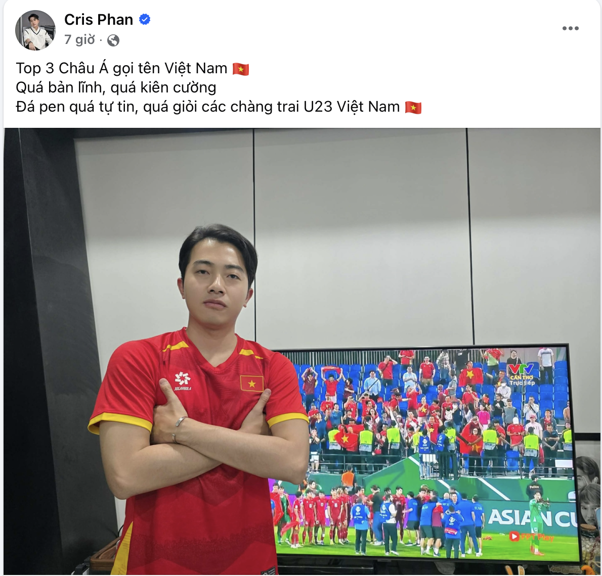 Trấn Thành xin lỗi Hari Won, Hoà Minzy đi "bão" tưng bừng và loạt sao Việt ăn mừng chiến thắng U23 Việt Nam- Ảnh 4.