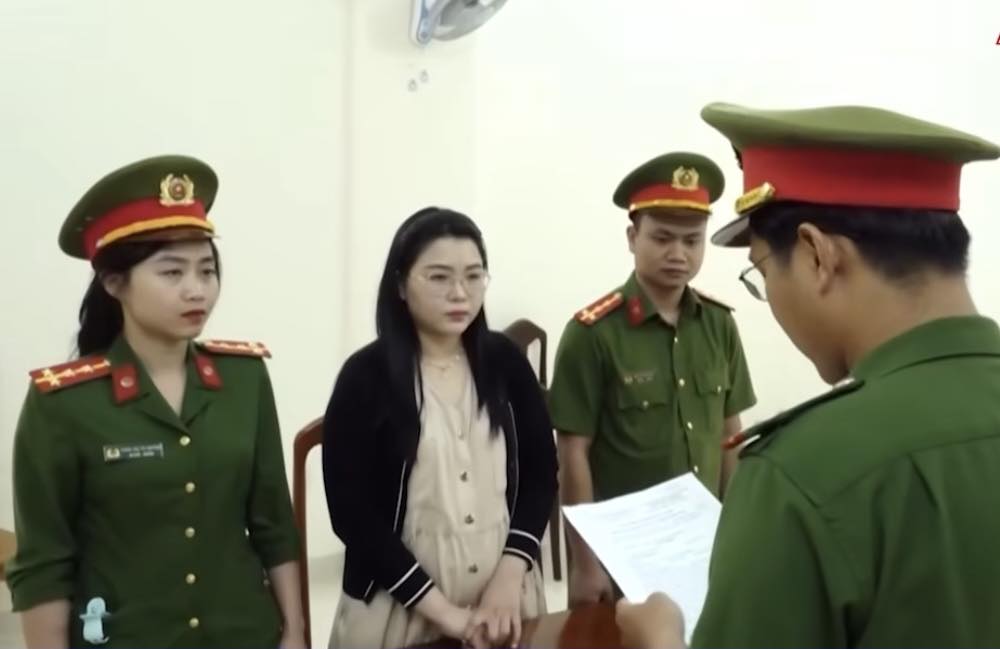 N&oacute;ng: Triệt ph&aacute; đường d&acirc;y mua b&aacute;n thạch t&iacute;n, bắt V&otilde; Thị Thu Oanh v&agrave; 2 đối tượng - Ảnh 3.