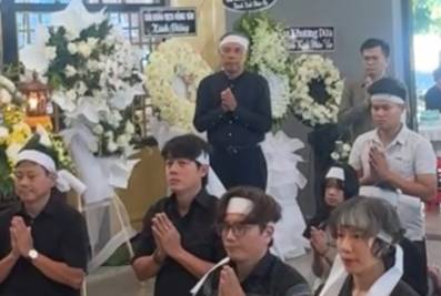 B&aacute; Thắng l&ecirc;n tiếng về 4 điều bị b&agrave;n t&aacute;n trong đ&aacute;m tang cha, diễn vi&ecirc;n H&ograve;a Hiệp cũng đăng status n&oacute;i r&otilde; - Ảnh 1.