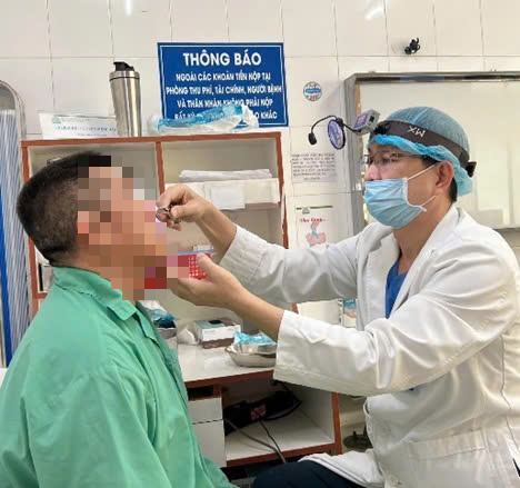 Một Ca Bệnh Mà Bệnh Viện Tai Mũi Họng Tphcm Mới Gặp Lại Trong Vòng 20 Năm Một Người Đàn Ông Mắc Bệnh Hiếm, 20 Năm Mới Gặp 2 Ca - Ảnh 3.