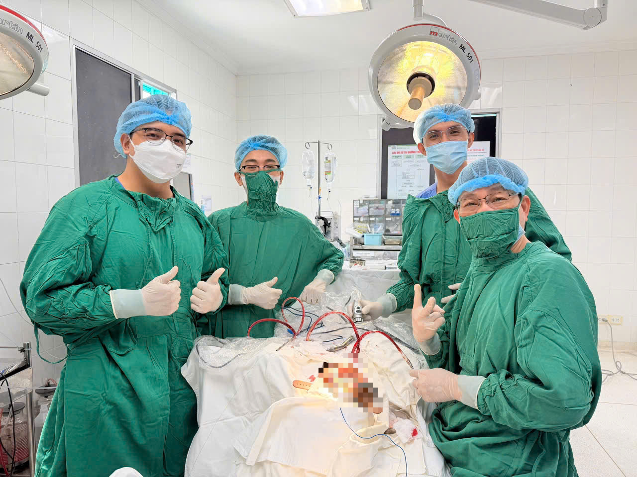 Một Ca Bệnh Mà Bệnh Viện Tai Mũi Họng Tphcm Mới Gặp Lại Trong Vòng 20 Năm Một Người Đàn Ông Mắc Bệnh Hiếm, 20 Năm Mới Gặp 2 Ca - Ảnh 2.