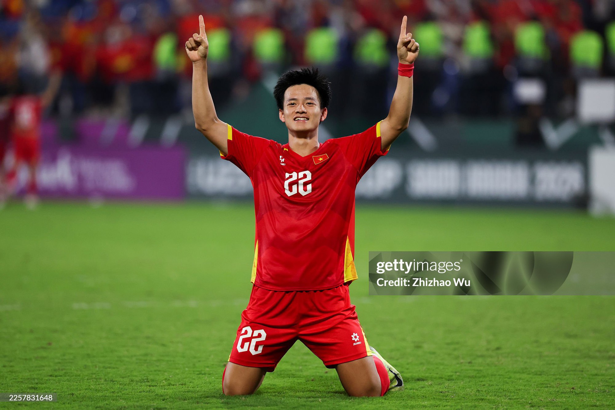 Báo Indonesia hết lời ca ngợi: "U23 Việt Nam đã có một trận chiến phi thường" - Ảnh 1. Báo Indonesia hết lời ca ngợi: "U23 Việt Nam đã có một trận chiến phi thường" - Ảnh 1.