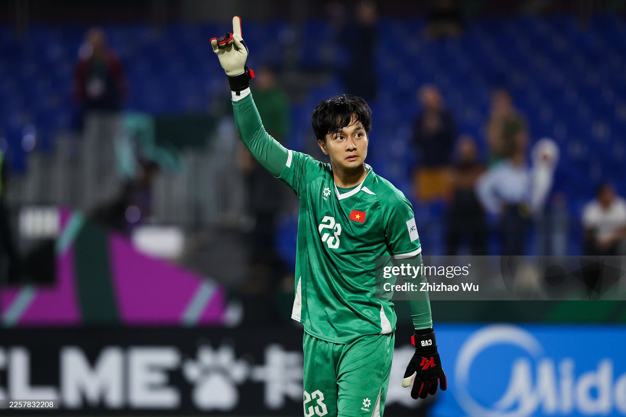 Giải mã chiến thắng: Huyền thoại bắt penalty của Hàn Quốc lại chính là “quân sư” cho U23 Việt Nam - Ảnh 2. Giải mã chiến thắng: Huyền thoại bắt penalty của Hàn Quốc lại chính là “quân sư” cho U23 Việt Nam - Ảnh 2.