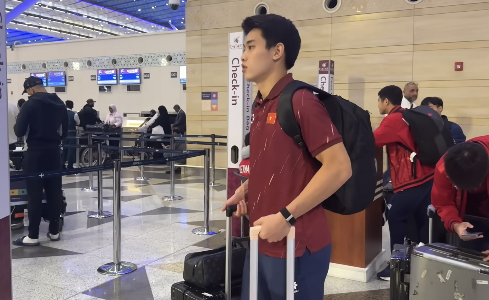 Việc đầu tiên U23 Việt Nam làm khi về nước: Đình Bắc muốn ngủ, Thái Sơn ăn phở còn Văn Khang mới bất ngờ- Ảnh 3.