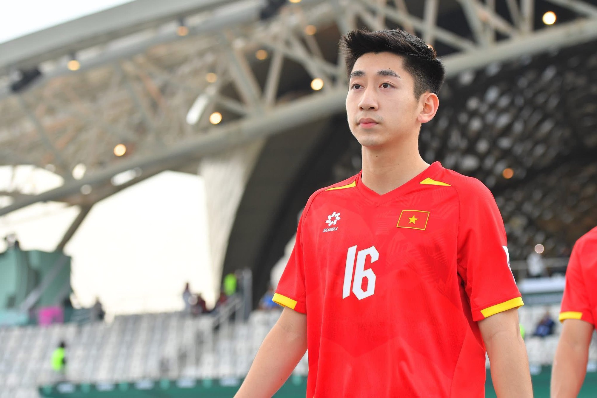 Không phải Đình Bắc, đây là chiến binh bền bỉ nhất U23 Việt Nam, giữa sự cố thẻ đỏ,chấn thương vẫn là "lá chắn thép" - Ảnh 3.