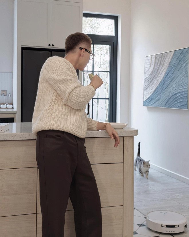 Sơn Tùng chuẩn bị cho tổ ấm mới?- Ảnh 2. Sơn Tùng chuẩn bị cho tổ ấm mới?- Ảnh 2.