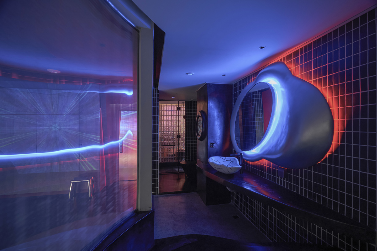 Những ng&ocirc;i nh&agrave; độc lạ: như t&agrave;ng h&igrave;nh, như kh&ocirc;ng gian vũ trụ- Ảnh 18.