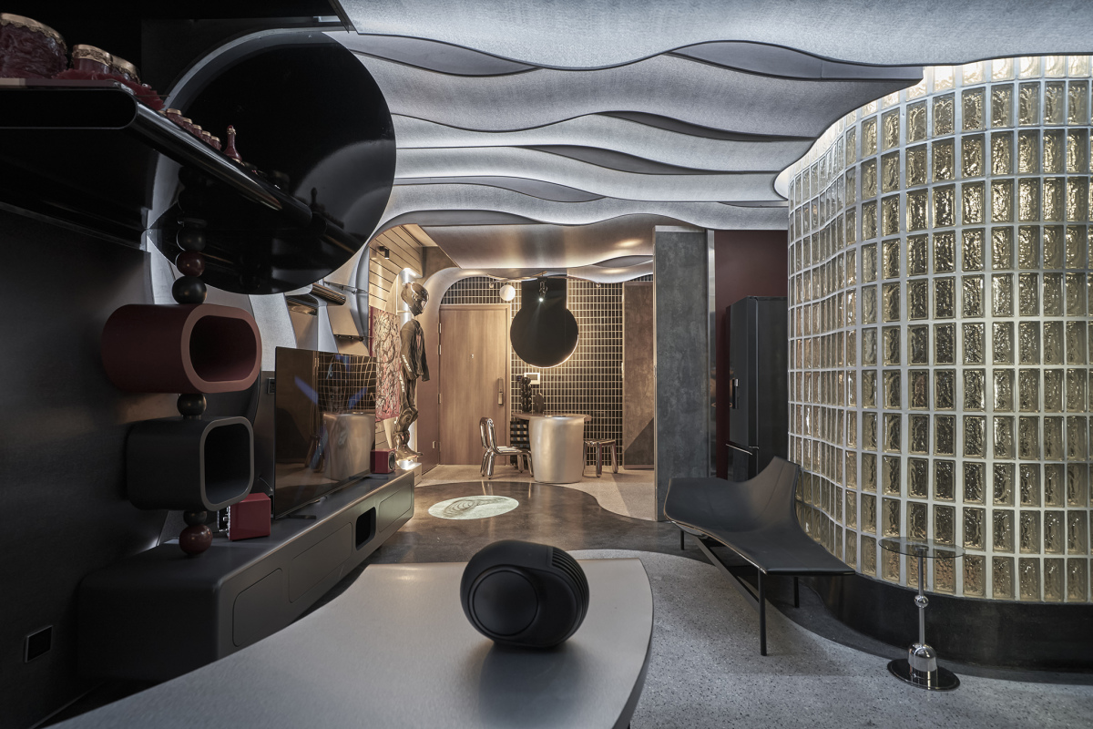 Những ng&ocirc;i nh&agrave; độc lạ: như t&agrave;ng h&igrave;nh, như kh&ocirc;ng gian vũ trụ- Ảnh 13.